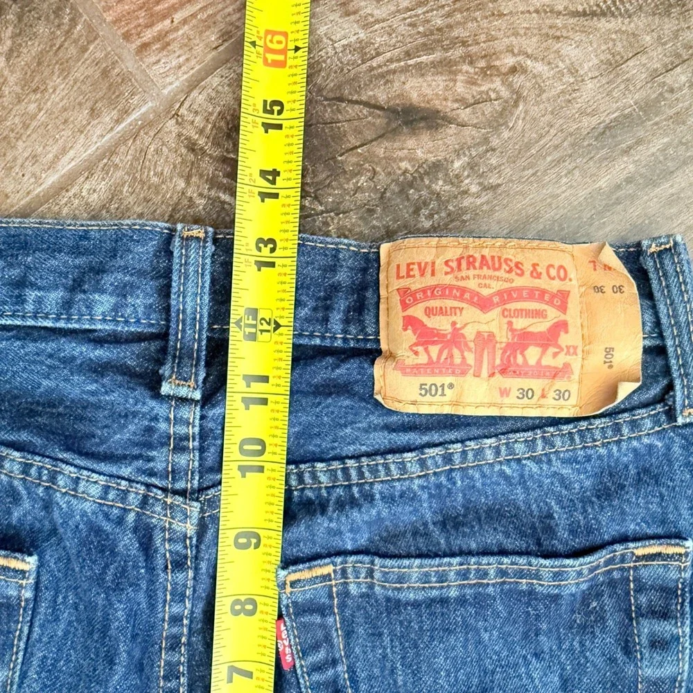 Levis Men's 501 Original Fit Straight Denim Jeans, Medium Wash, 30 x 30